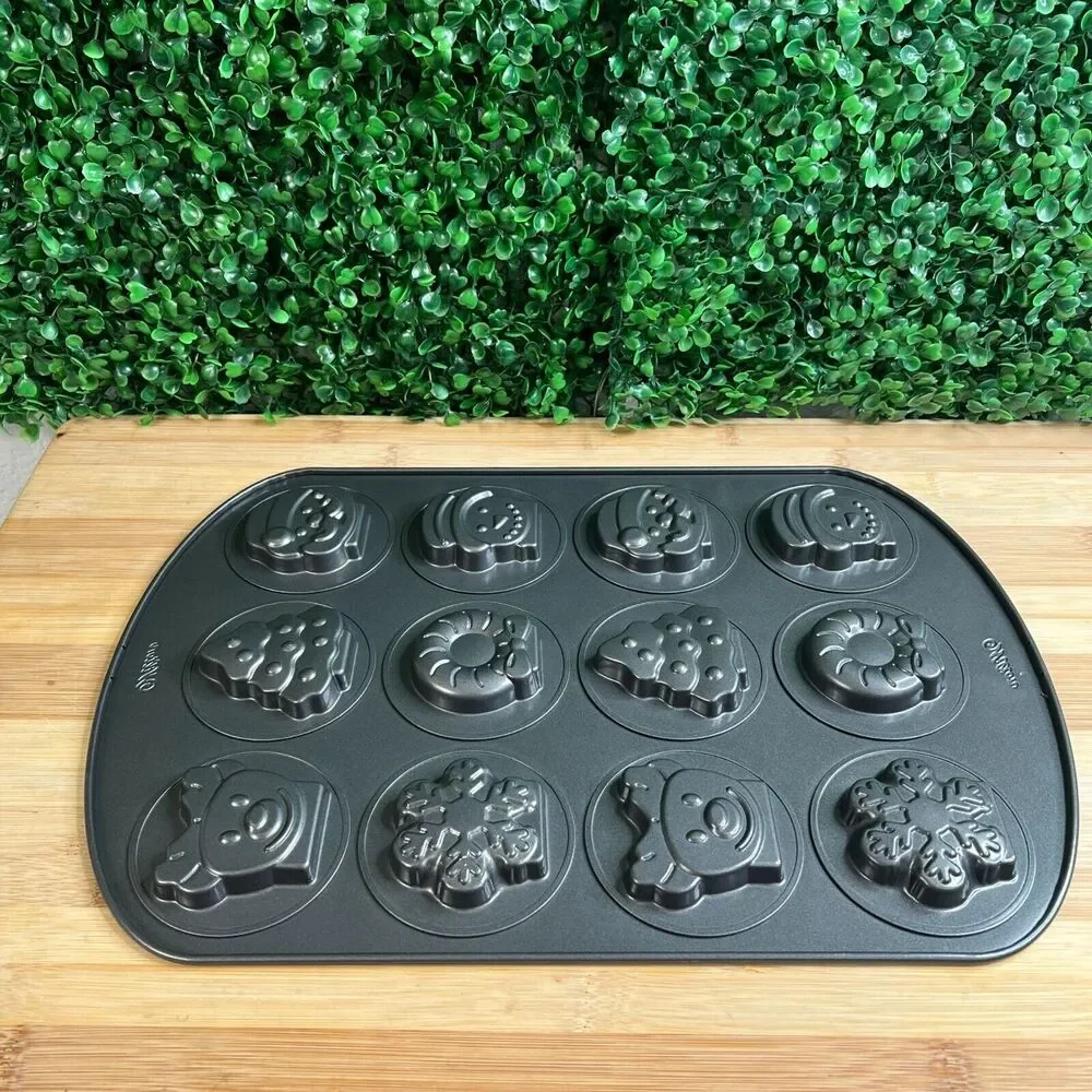 Wilton Cookie Pan Mold Christmas 12 Cavity 12 Designs Holiday Baking Santa Snow